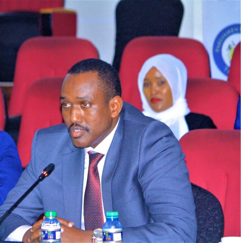 Assembly-Speaker-Mohamed-Roba-555