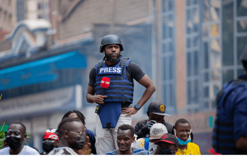 Larry-Madowo-with-protesters